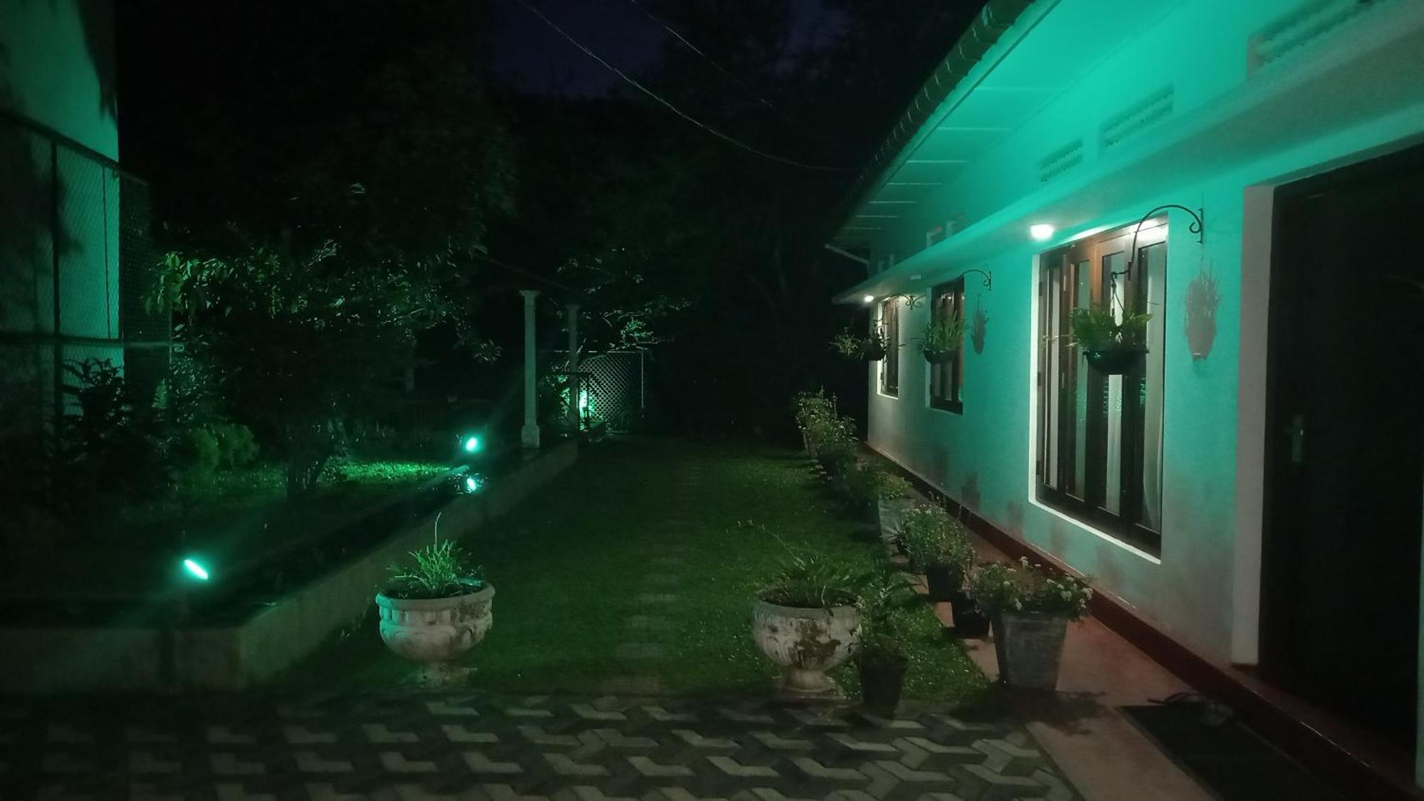 Mahaweli Shades Hotel Kandy Kültér fotó