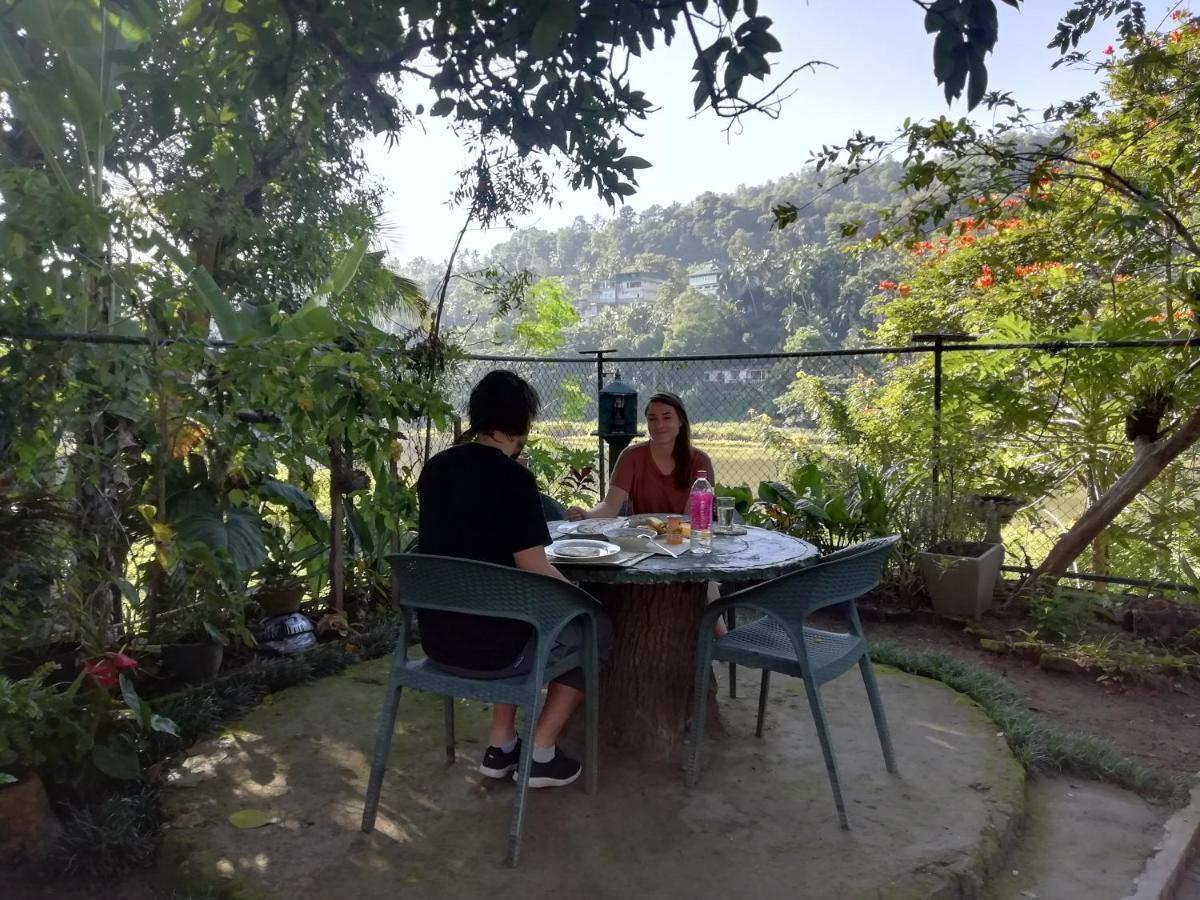 Mahaweli Shades Hotel Kandy Kültér fotó