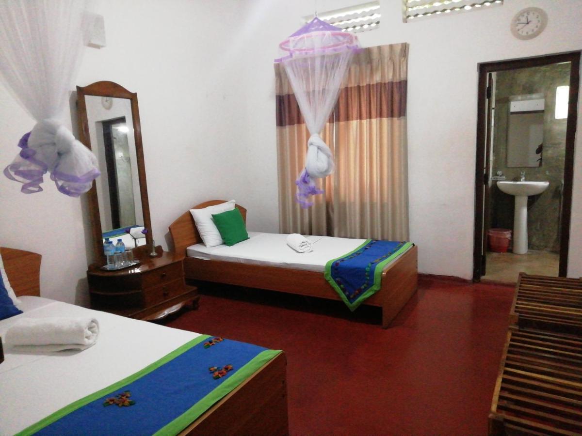 Mahaweli Shades Hotel Kandy Kültér fotó